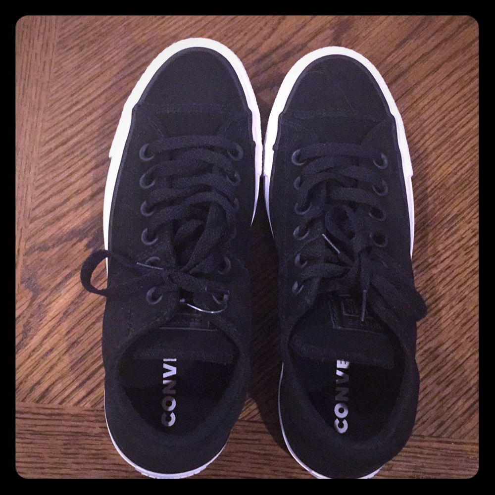 New without tags black and white Converse size 7.